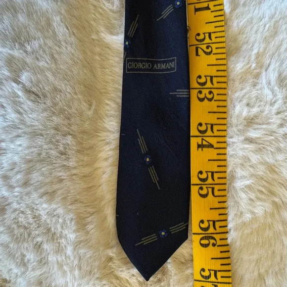Giorgio Armani 100% Silk Tie Made in Italy Dark Blue with Green Y2K Vintage - Picture 5 of 7